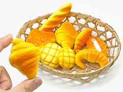 50景品　ミニチュアスクイーズやわらかパンのサムネイル画像