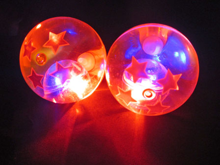 光るおもちゃ　光るクリアスターボールのサムネイル画像