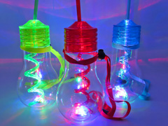 光るボトル　スパイラルストロー付電球ボトルの画像